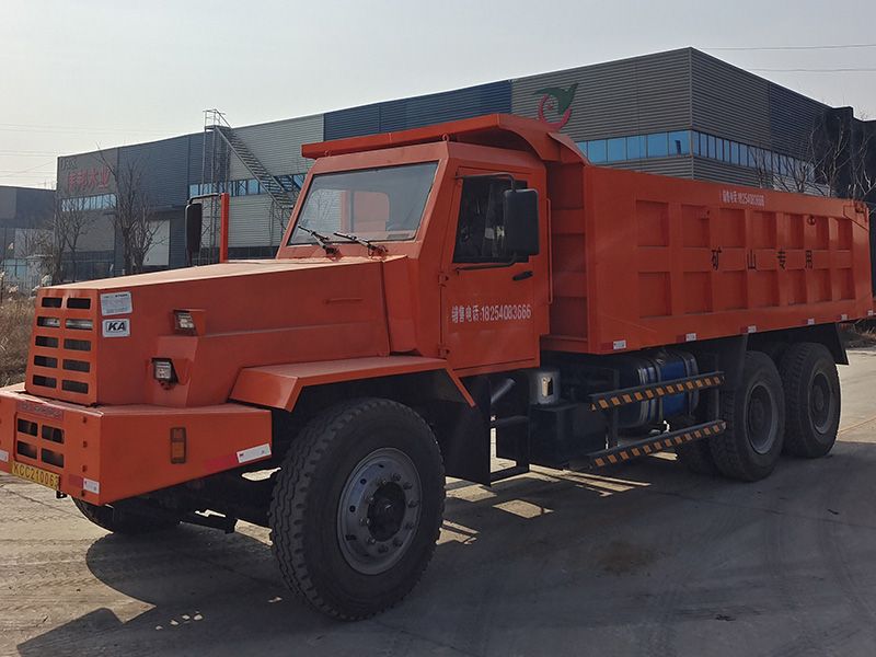 35噸礦用運(yùn)輸車(chē)